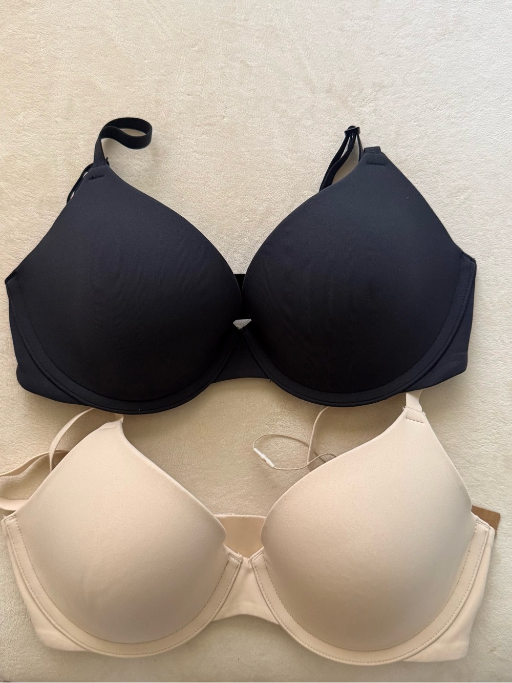 SKIMS T-Shirt Bra Pack - Black & Cream